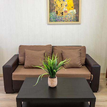 Hotel Nikol Dolna Banya Kültér fotó